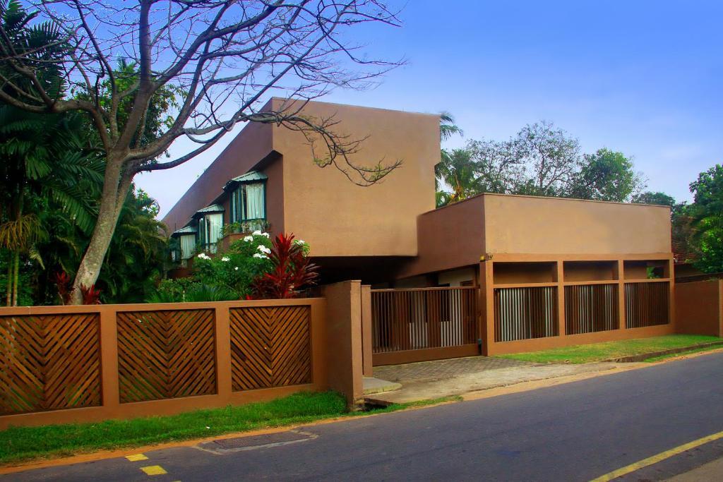 Lodge 19 Negombo Extérieur photo